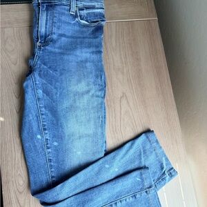 PAIGE Verdugo Ankle Medium Wash Jean - 28